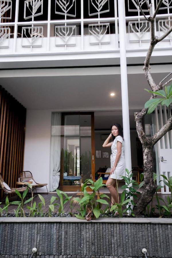 Pelangi 148 Beach Suites Seminyak Buitenkant foto