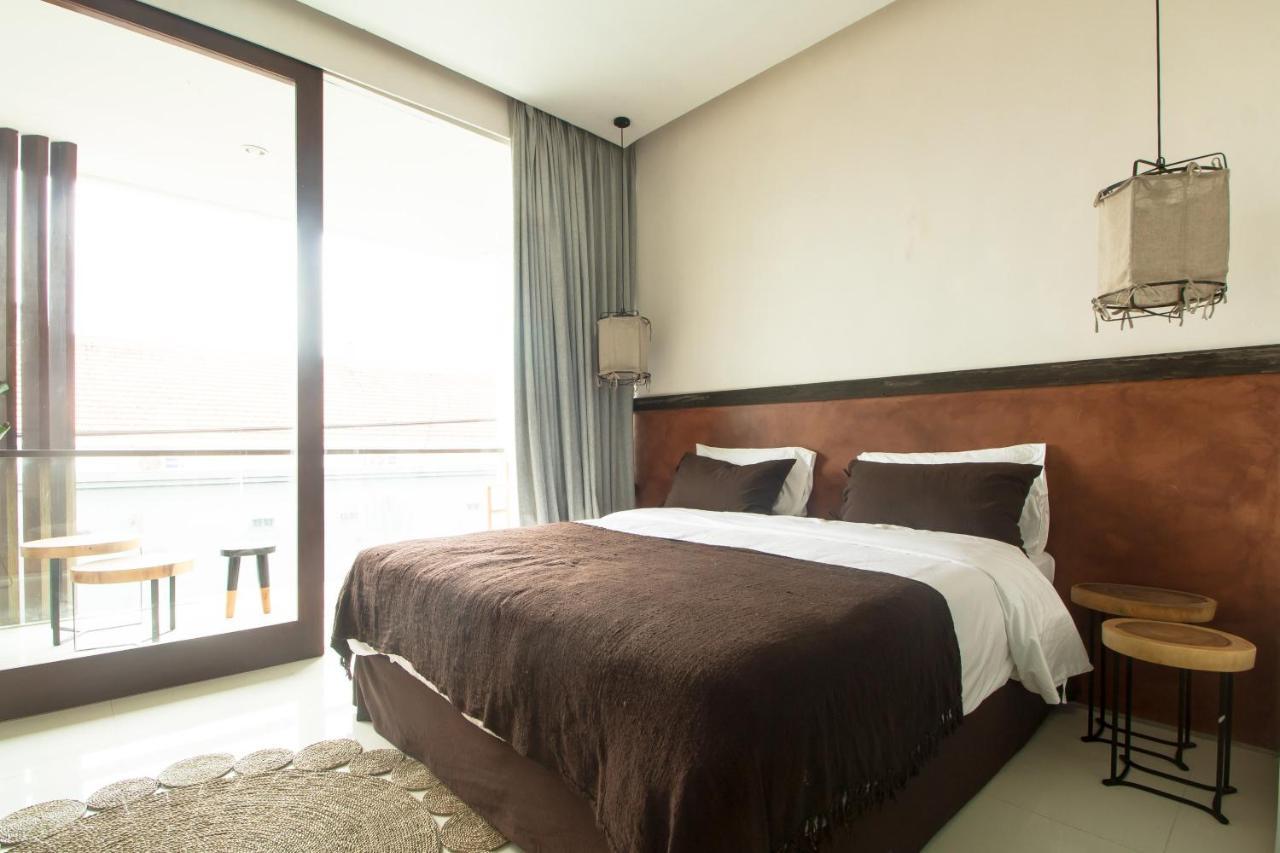Pelangi 148 Beach Suites Seminyak Buitenkant foto