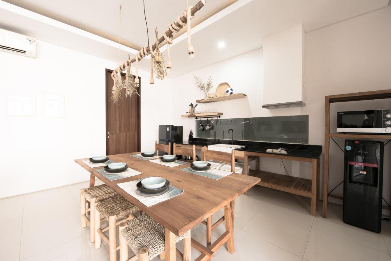 Pelangi 148 Beach Suites Seminyak Buitenkant foto
